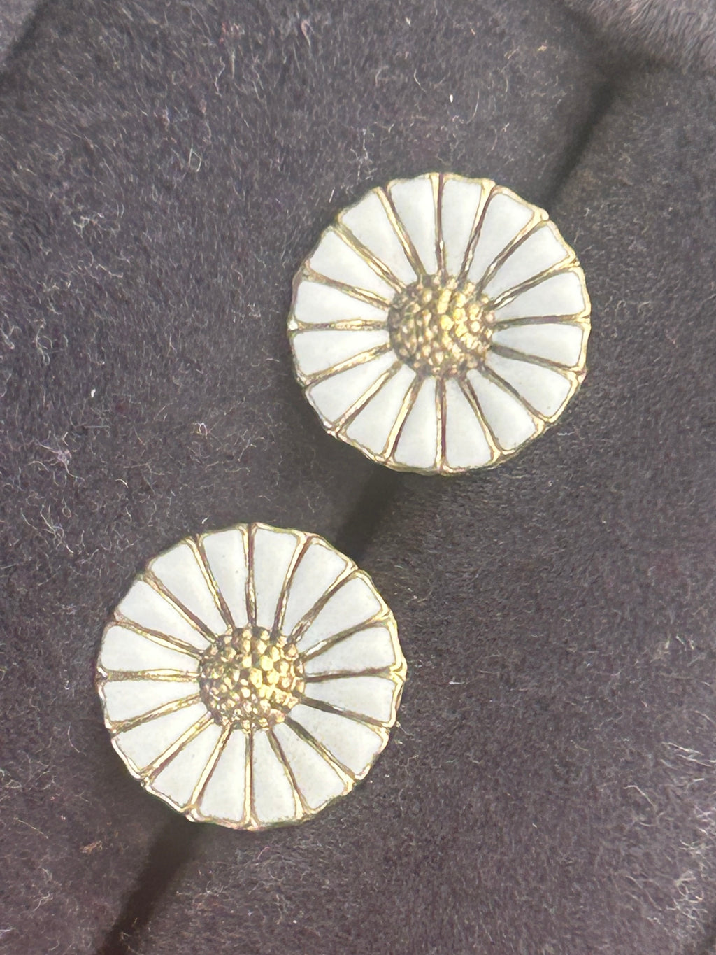 Georg Jensen Daisy ørestikker Ø11 mm – hvid emalje – original æske - billede 10