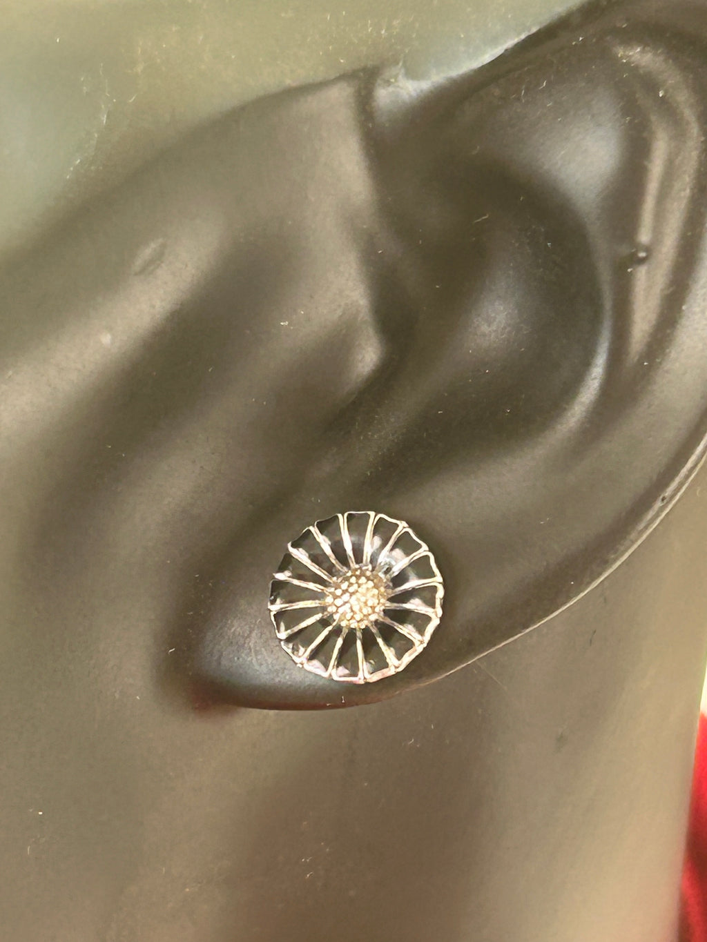 Georg Jensen Daisy ørestikker Ø11 mm – sort emalje – original æske - billede 6