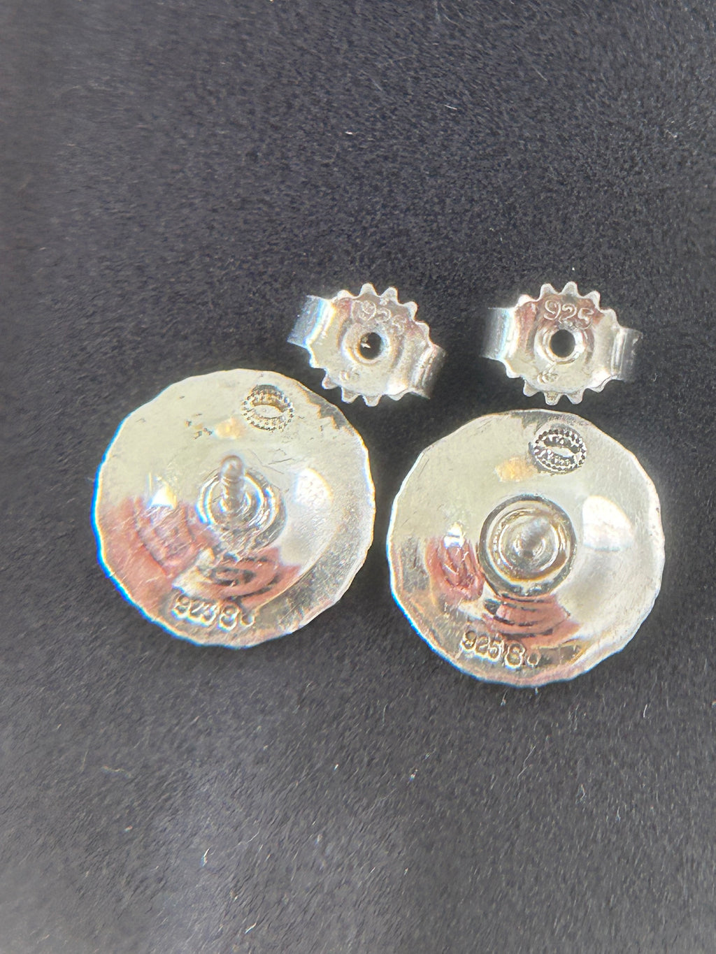 Georg Jensen Daisy ørestikker Ø11 mm – sort emalje – original æske - billede 7