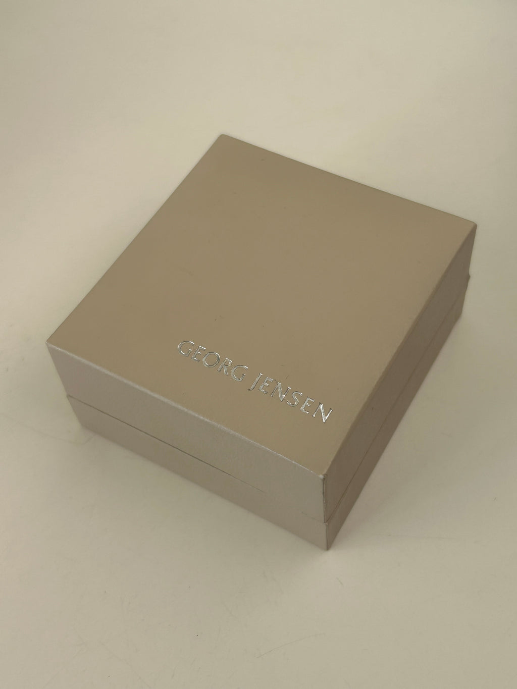 Georg Jensen Daisy ørestikker Ø11 mm – sort emalje – original æske - billede 11