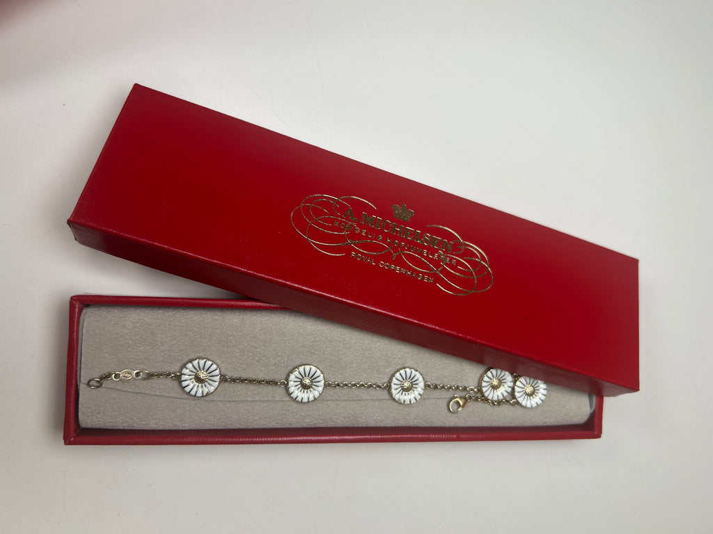 Georg Jensen Daisy armbånd med 5 margueritter Ø11 mm – 925S sølv og hvid emalje - billede 2
