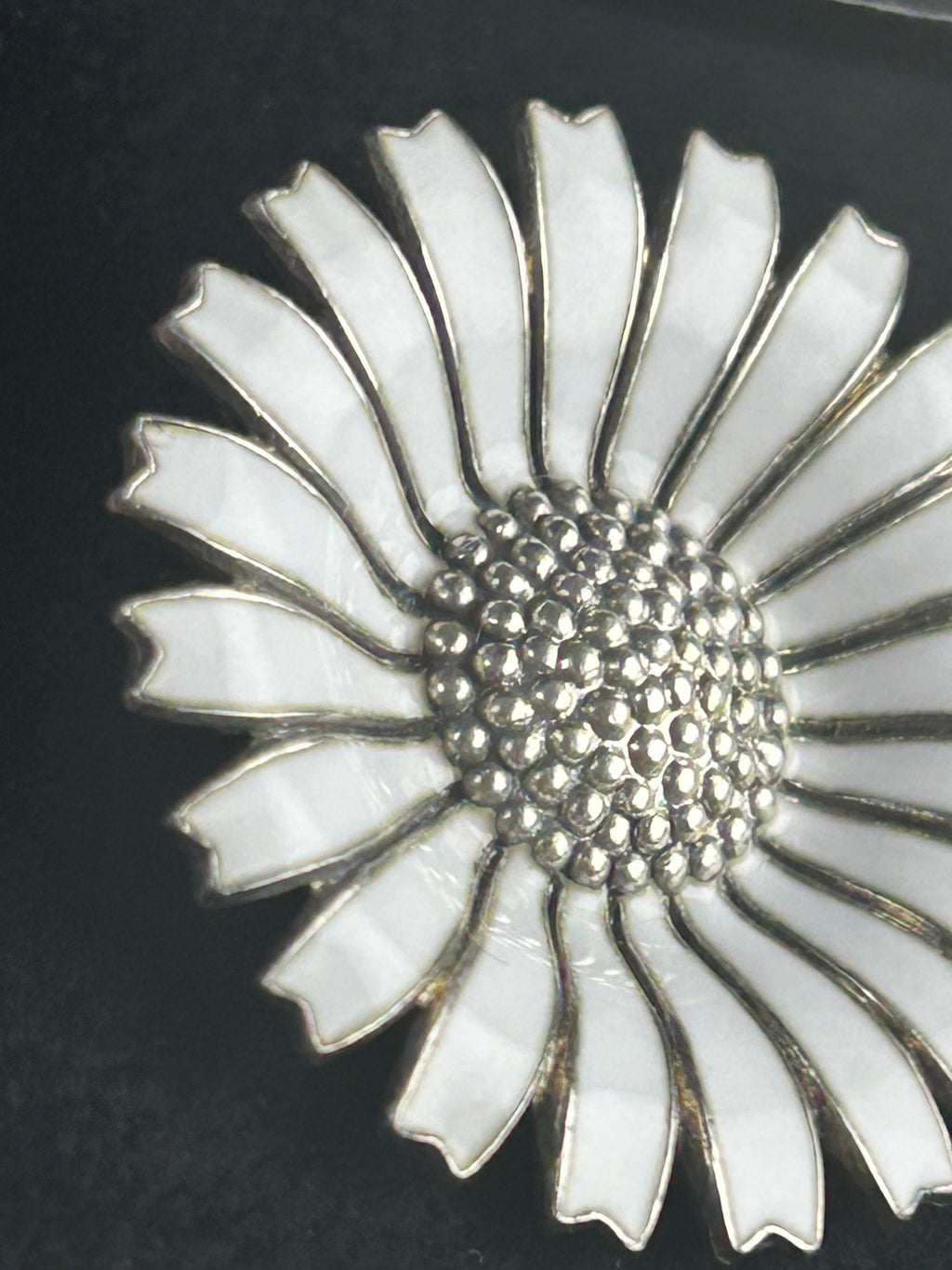 Anton Michelsen Daisy/Marguerit broche Ø33 mm – hvid emalje – 925S sterling sølv - billede 8
