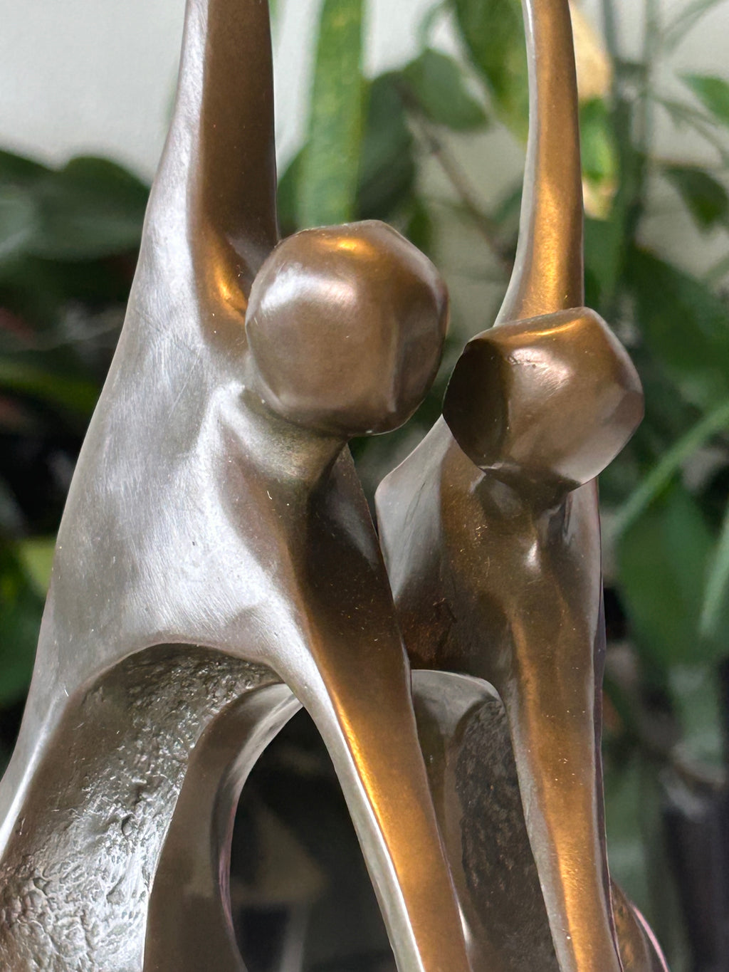 Milo bronzeskulptur – dansende par på marmorsokkel – 49 cm