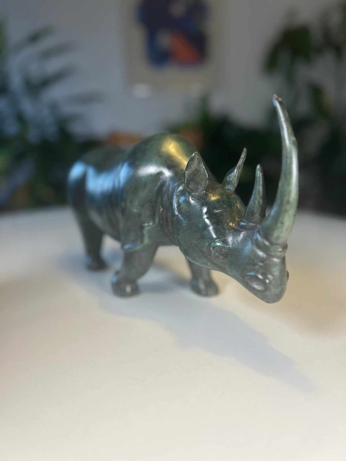 APG Art People Gallery bronzeskulptur – næsehorn – 47 cm – 6,64 kg