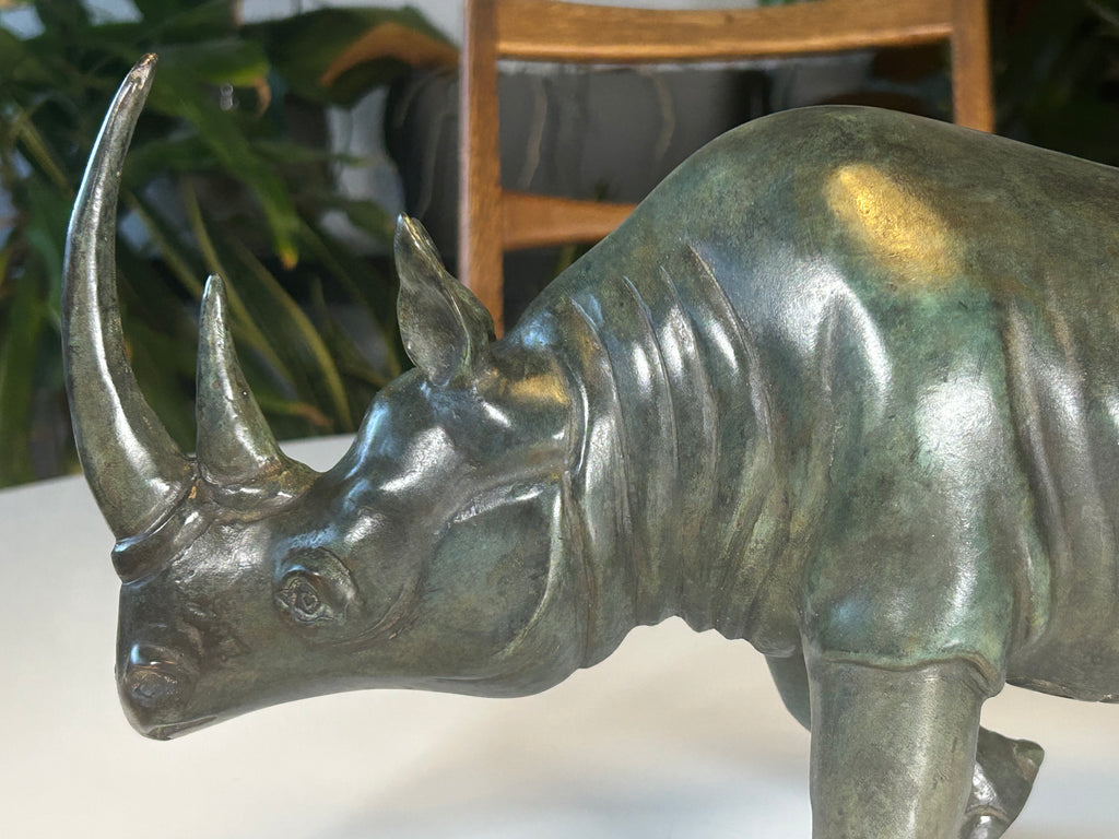 APG Art People Gallery bronzeskulptur – næsehorn – 47 cm – 6,64 kg