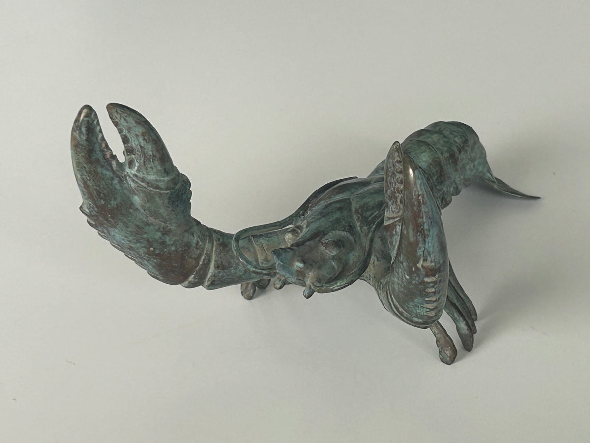 Patineret bronzeskulptur af hummer – levende grøn/blå irring og markante kløer – 20 cm - billede 3