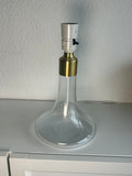 LE KLINT 363 bordlampe i hvidt opalglas med messingdetalje – 42,5 cm - billede 1