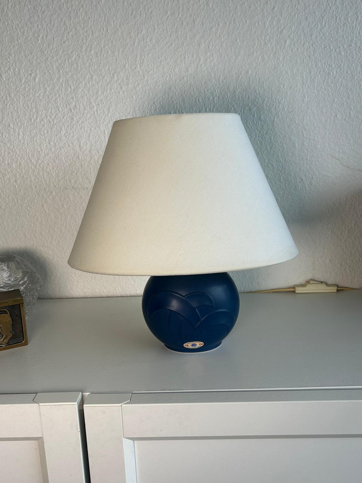 Søholm Keramik blå bordlampe med reliefmønster – 26,5 cm - billede 5