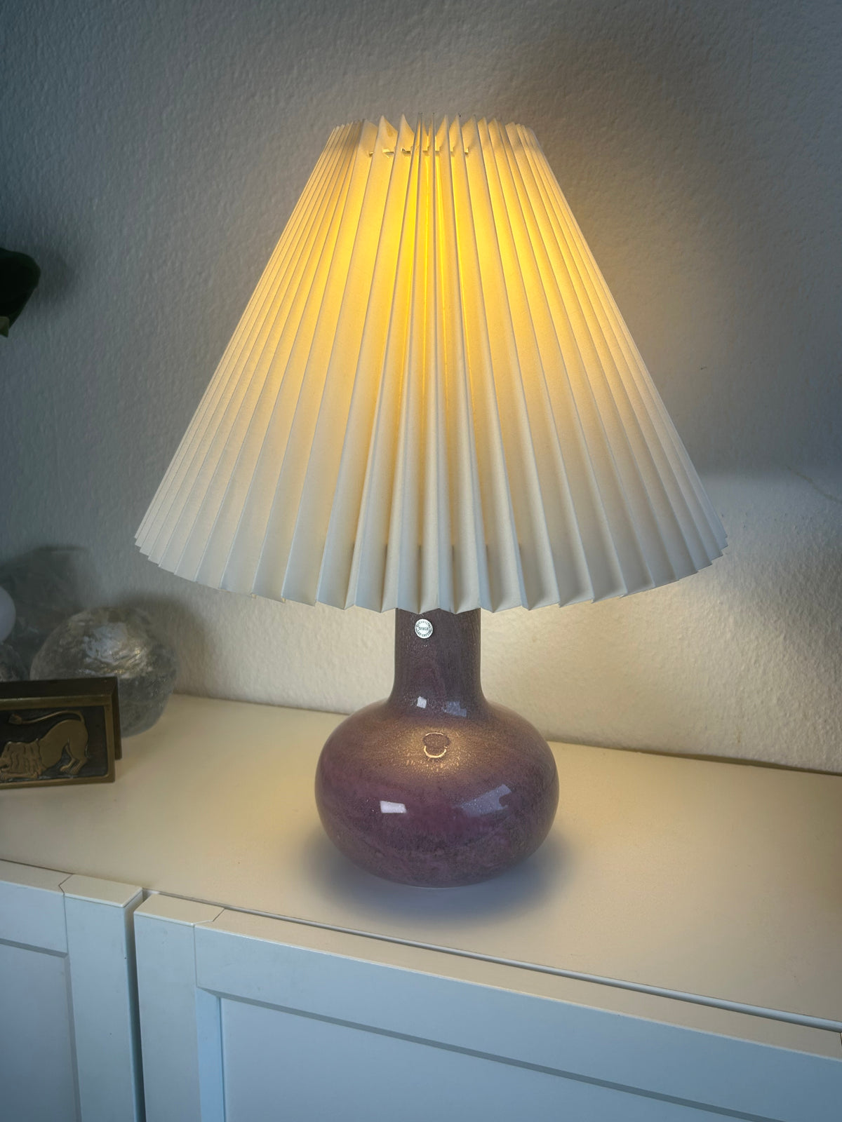 Holmegaard Troll 1 bordlampe i rosa/grå krystalglas – Sidse Werner – 39 cm - billede 6