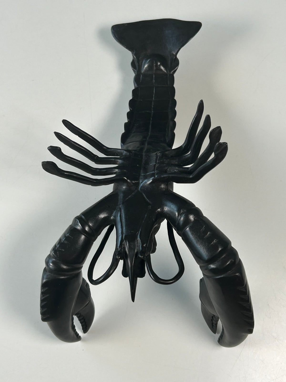 Massiv bronzeskulptur af hummer – mørk patina og markante kløer – 21 cm - billede 8