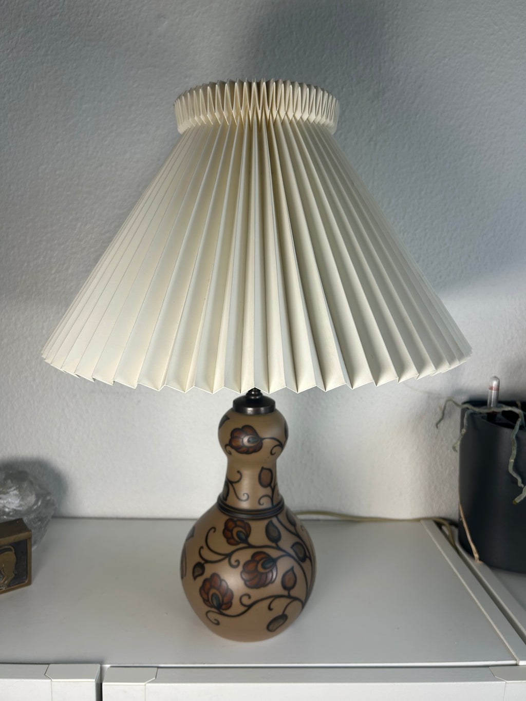 L. Hjorth terracotta bordlampe med LE KLINT 1/23 skærm og stativ – 50 cm - billede 6
