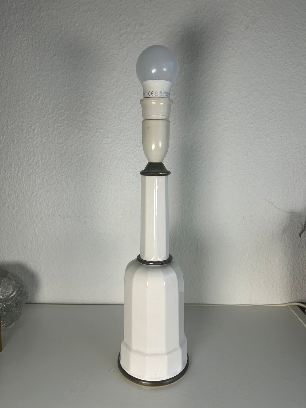 Stor Heiberg bordlampe i hvid keramik og messing med gråblå skærm – 46 cm - billede 10