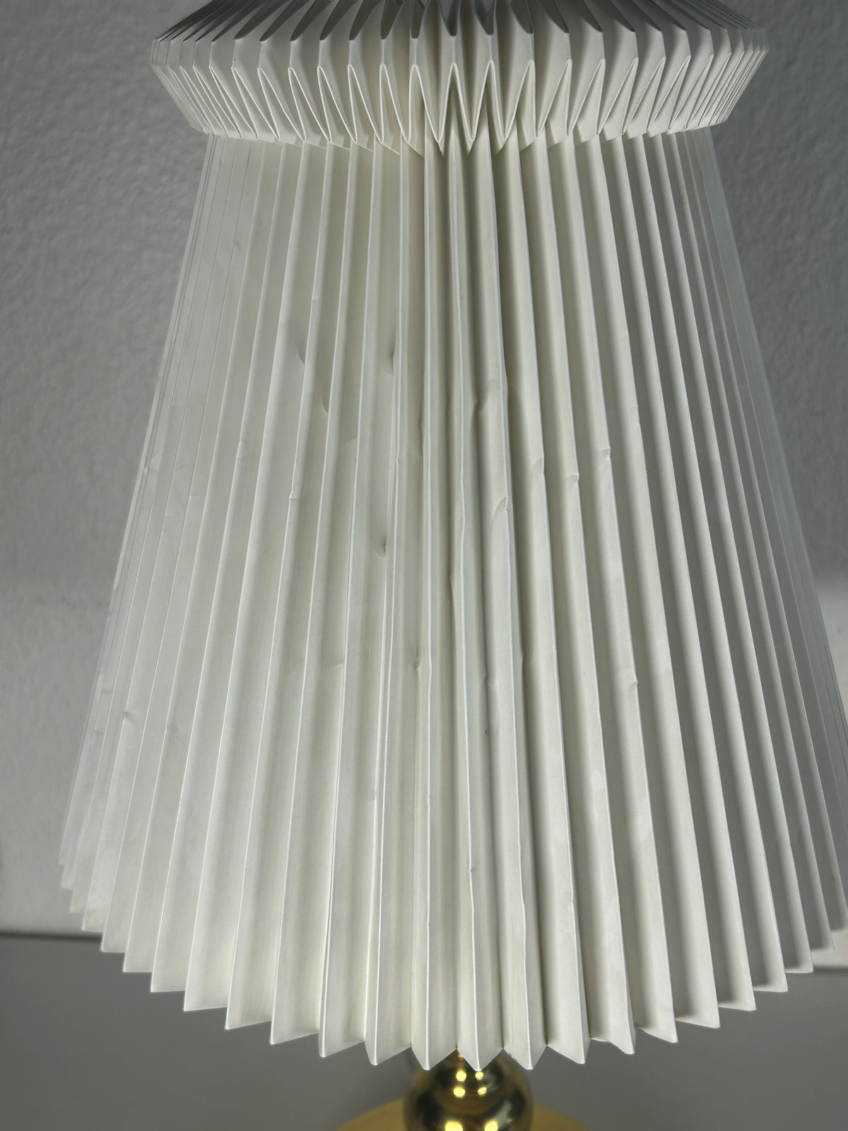 Vintage bordlampe i messing med LE KLINT 1/23 skærm og stativ – 44 cm - billede 13