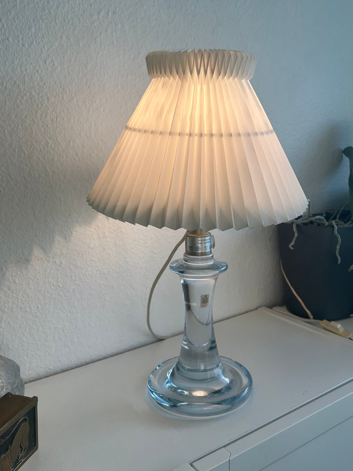 Holmegaard Claridge glasbordlampe med LE KLINT 1/17 skærm – 45 cm - billede 4