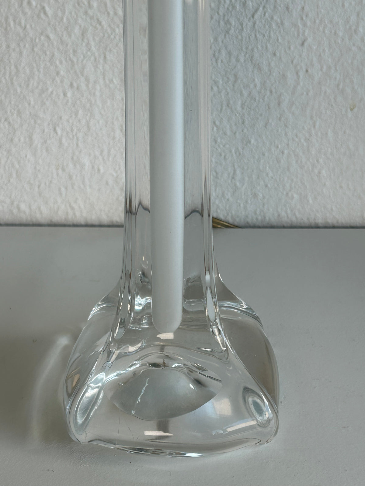 Vintage glasbordlampe med hvid center og LE KLINT 1/21 skærm – 51 cm - billede 5