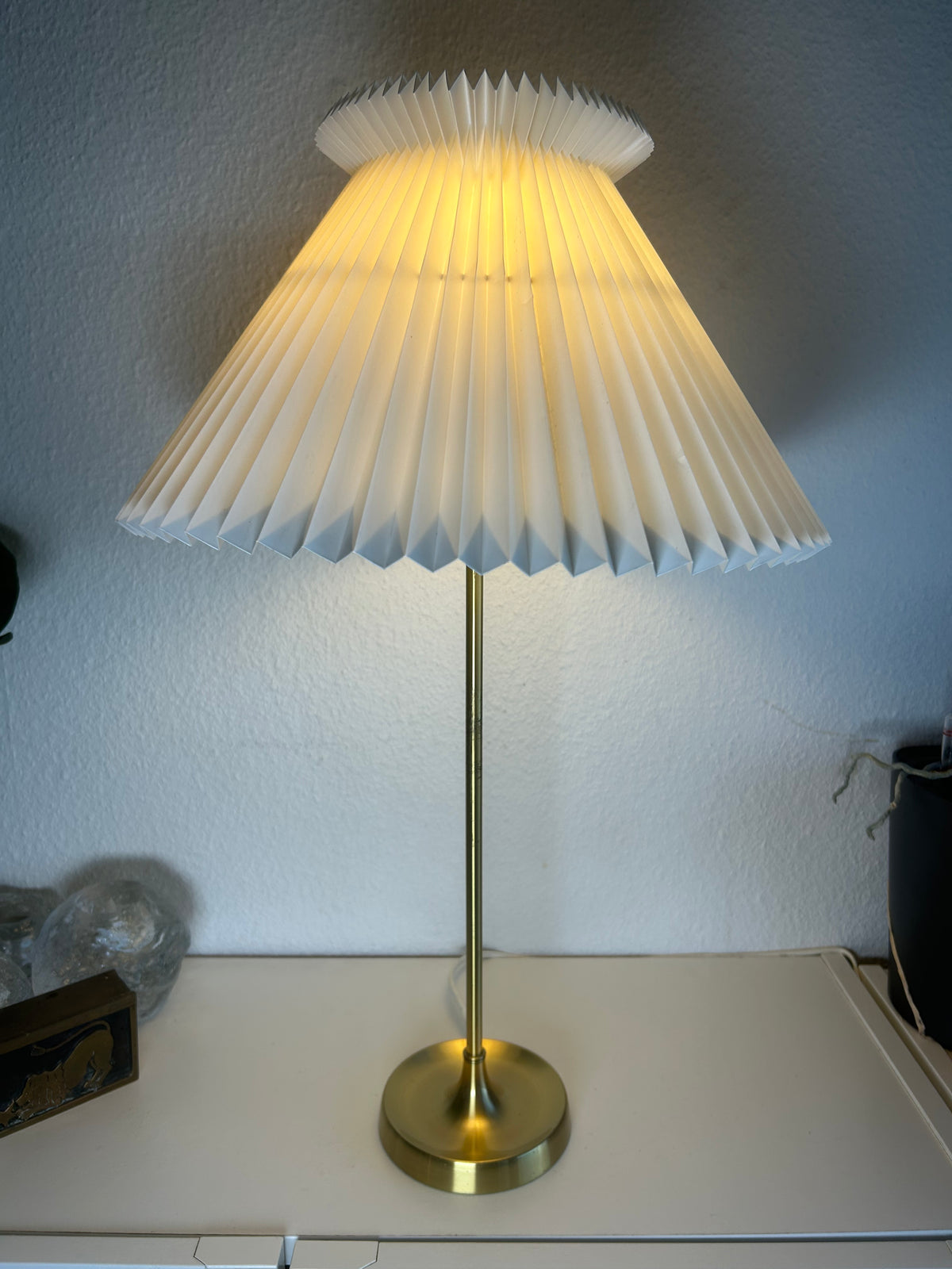 LE KLINT 307 bordlampe i messing med LE KLINT 6/21 skærm – 58 cm - billede 1