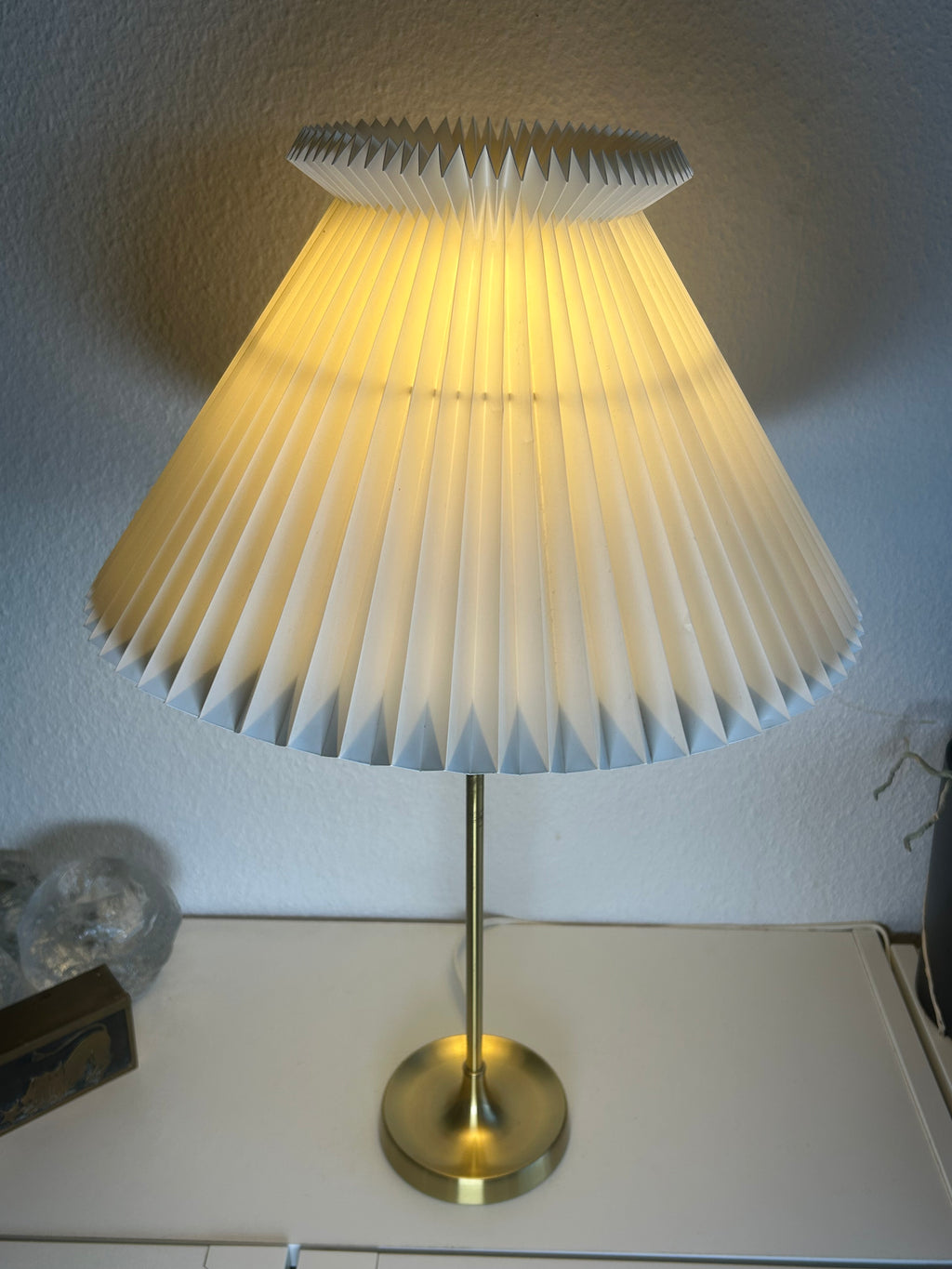 LE KLINT 307 bordlampe i messing med LE KLINT 6/21 skærm – 58 cm - billede 3