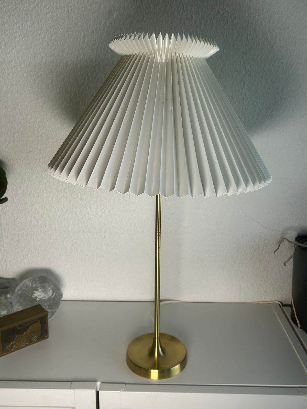 LE KLINT 307 bordlampe i messing med LE KLINT 6/21 skærm – 58 cm - billede 9
