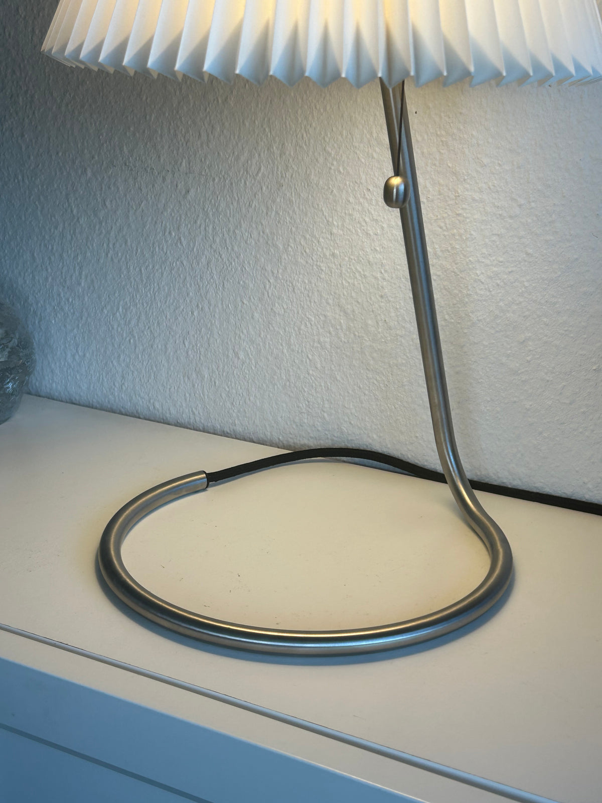 Piet Hein bordlampe i stål med LE KLINT 2/21 skærm – 46 cm - billede 3