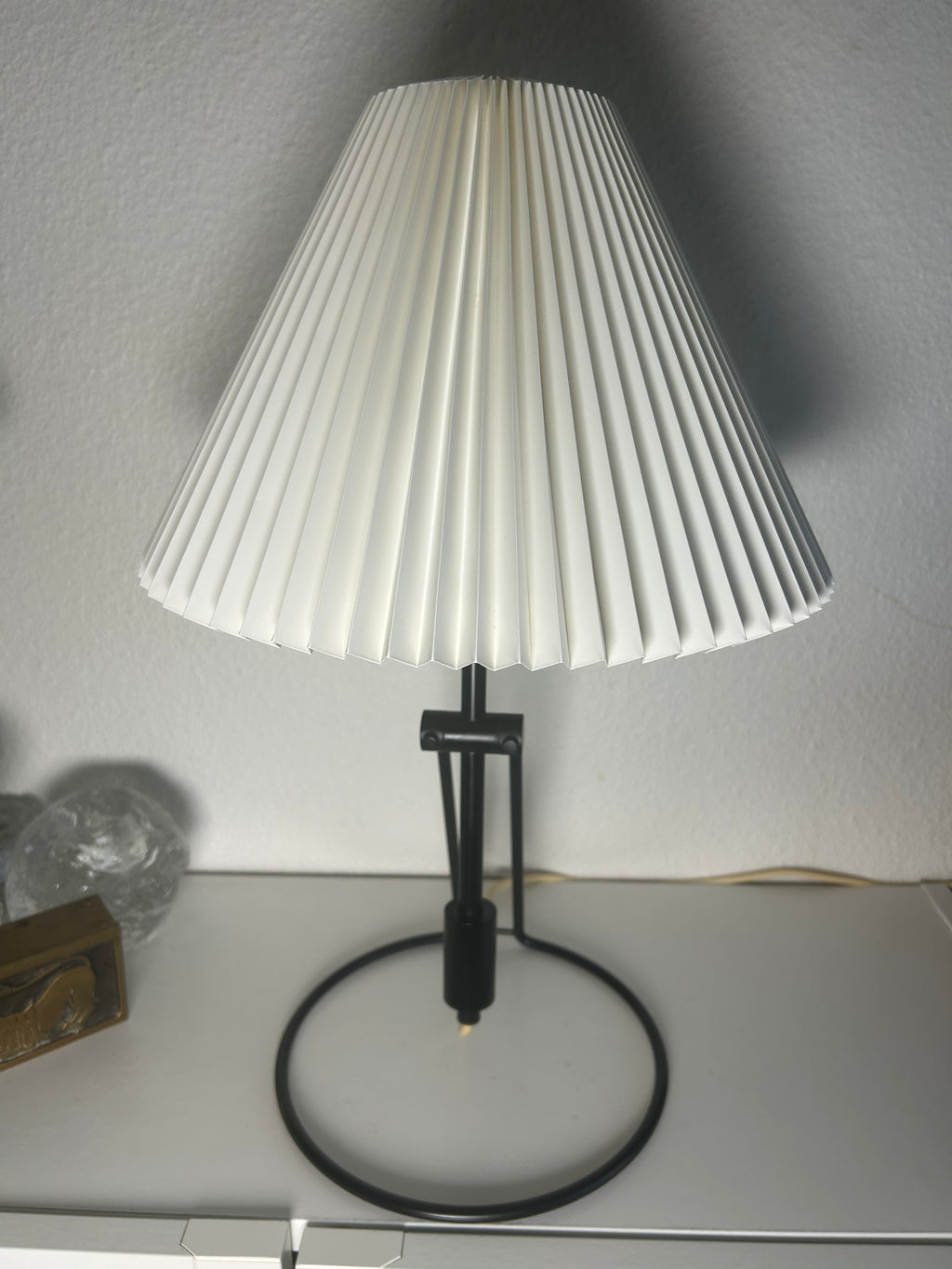 LE KLINT 305 bordlampe i sortlakeret metal med LE KLINT 2/21 skærm – 45 cm - billede 9