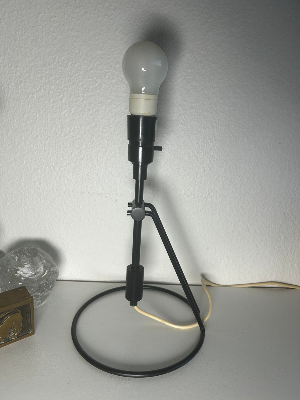 LE KLINT 305 bordlampe i sortlakeret metal med LE KLINT 2/21 skærm – 45 cm - billede 11