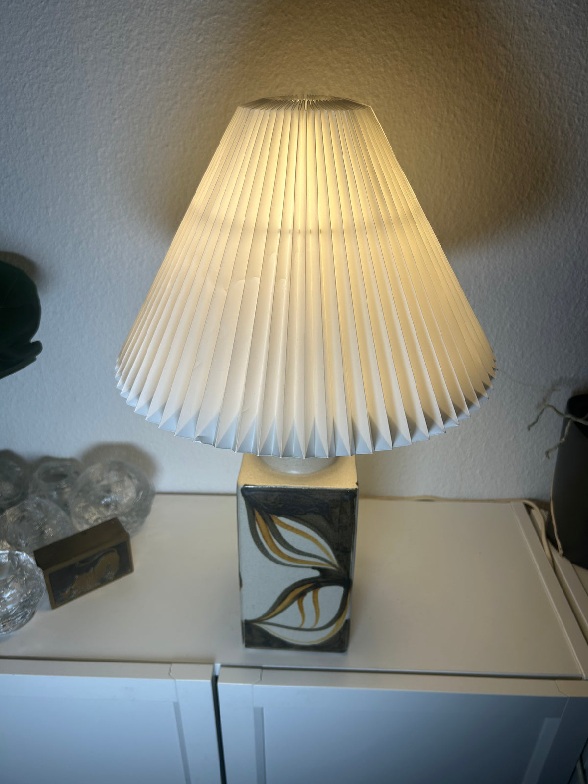 Kähler stentøjsbordlampe med LE KLINT 2/23 skærm – 52 cm - billede 6