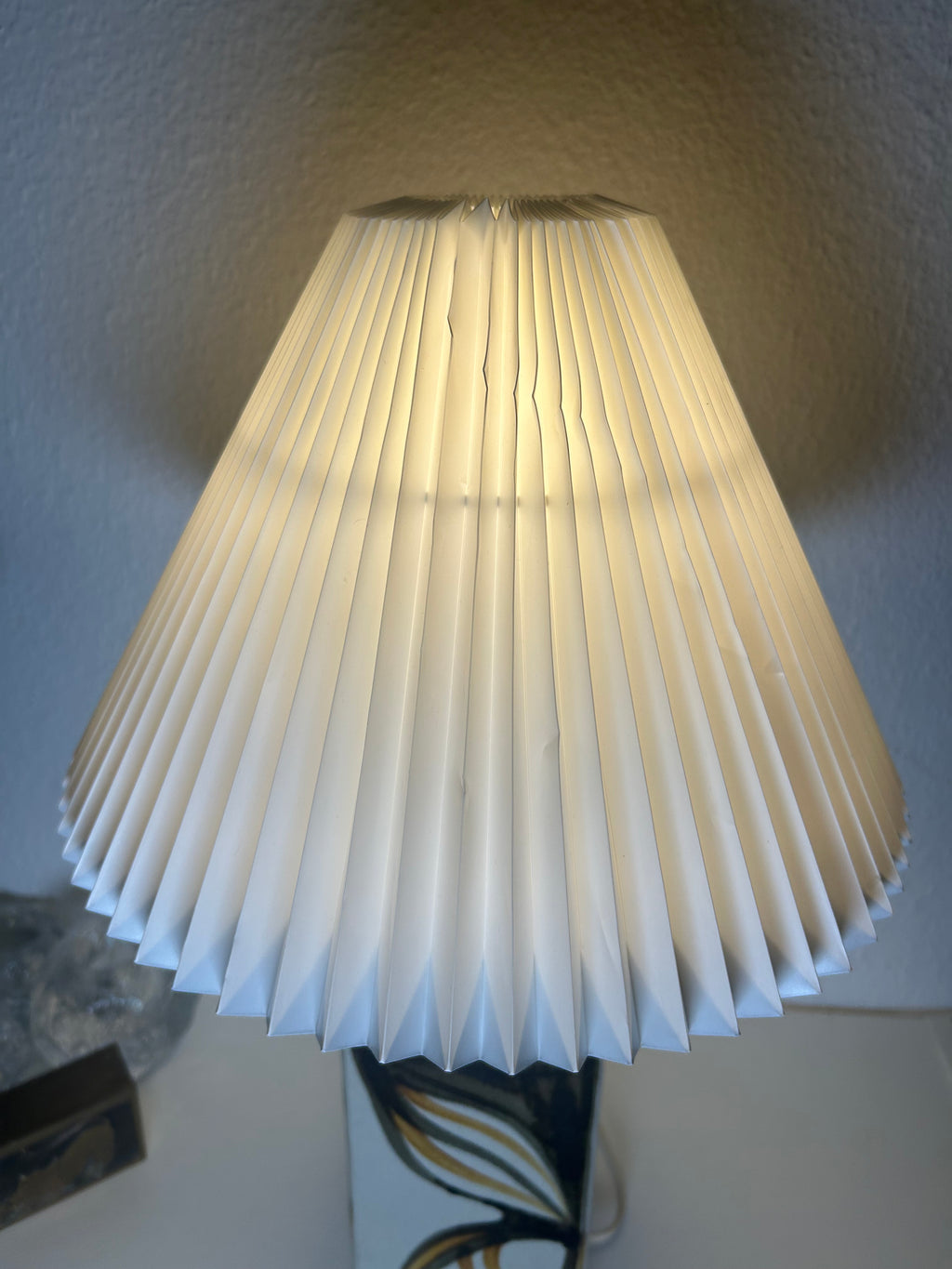 Kähler stentøjsbordlampe med LE KLINT 2/23 skærm – 52 cm - billede 10