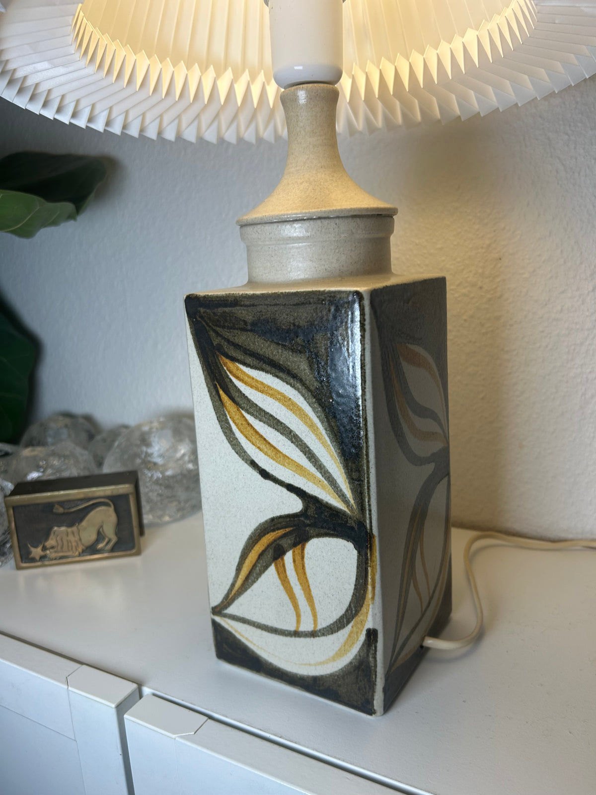Kähler stentøjsbordlampe med LE KLINT 2/23 skærm – 52 cm - billede 11