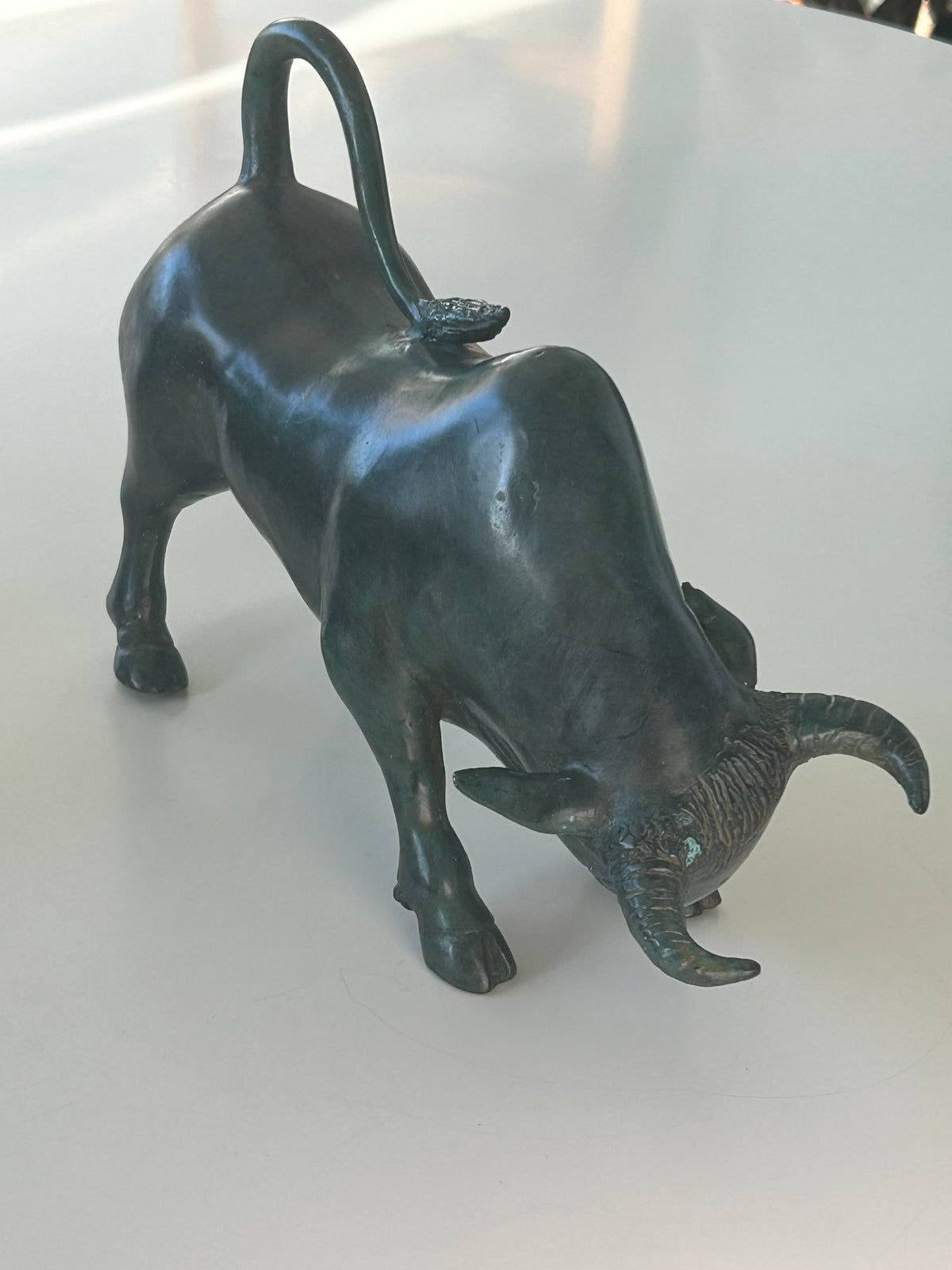 APG Art People Gallery bronzeskulptur – tyr – 30,5 cm – 3,99 kg