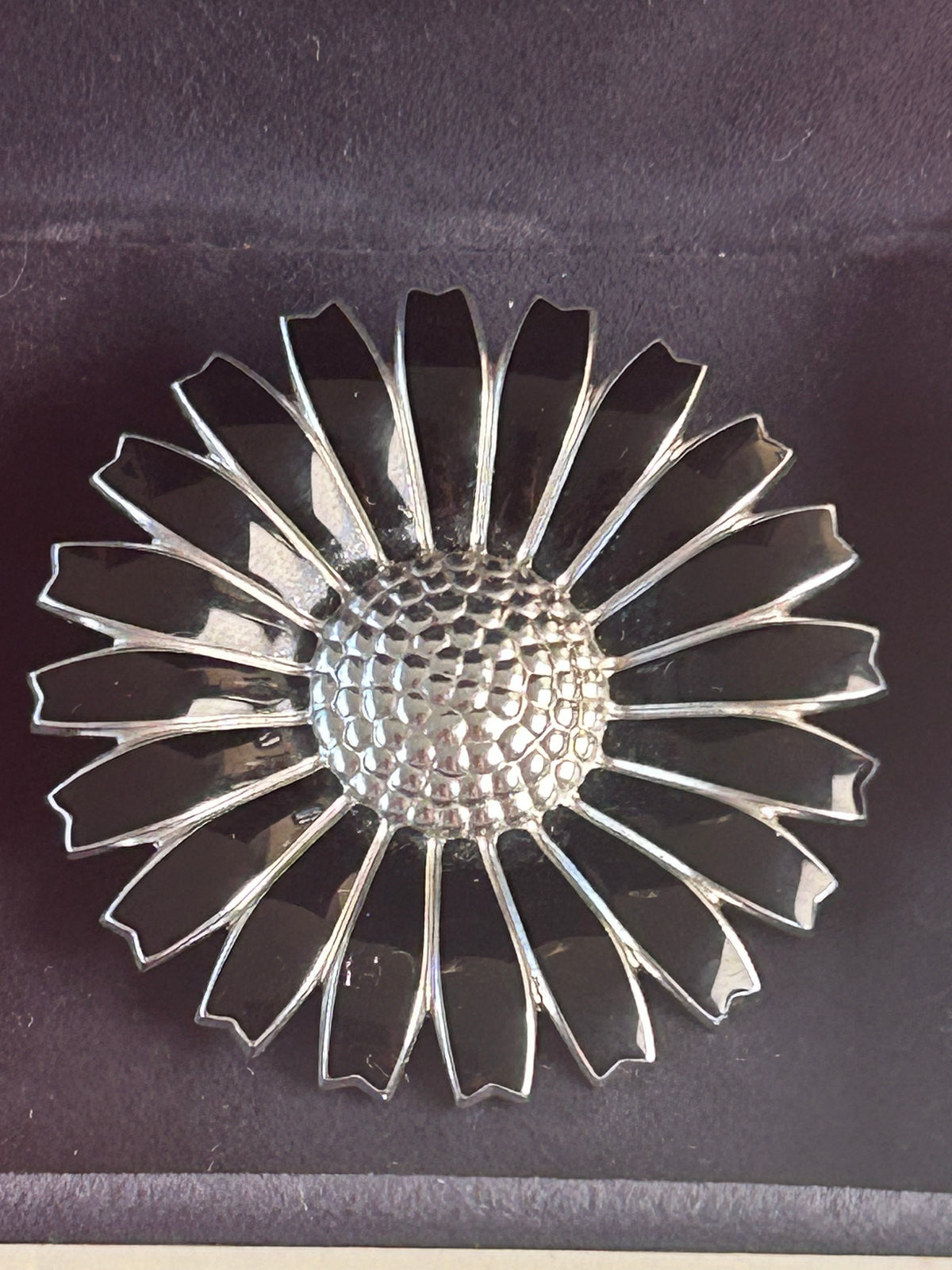 Georg Jensen Daisy Brooch – Black Enamel – 925 Sterling Silver – Ø 43 mm