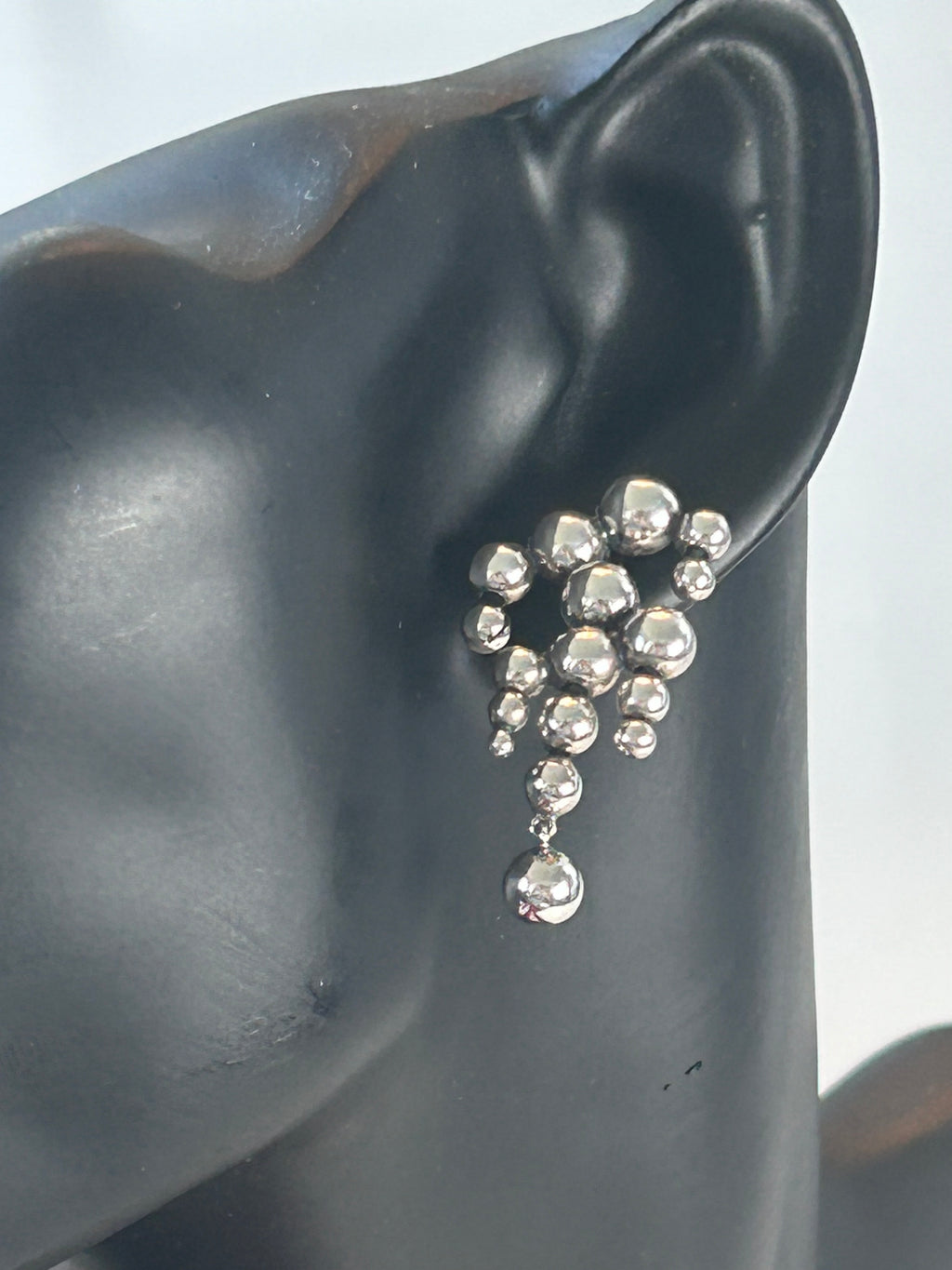 1 stk. Georg Jensen Moonlight Grapes Large Chandelier ørering – sterling sølv – ca. 37 mm