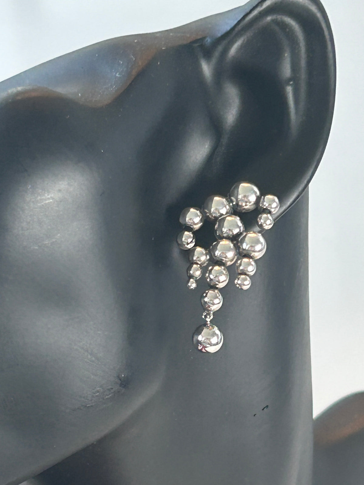 1 stk. Georg Jensen Moonlight Grapes Large Chandelier ørering – sterling sølv – ca. 37 mm