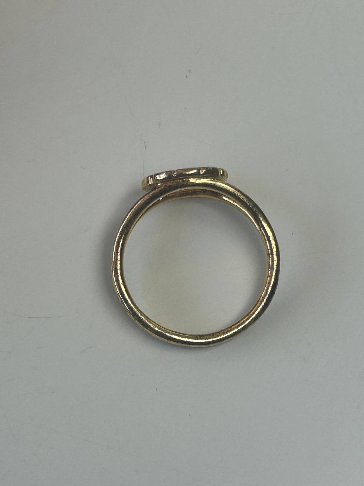 Bernhard Hertz Marguerit / Daisy ring – forgyldt 925 sølv &amp; hvid emalje – str. 50