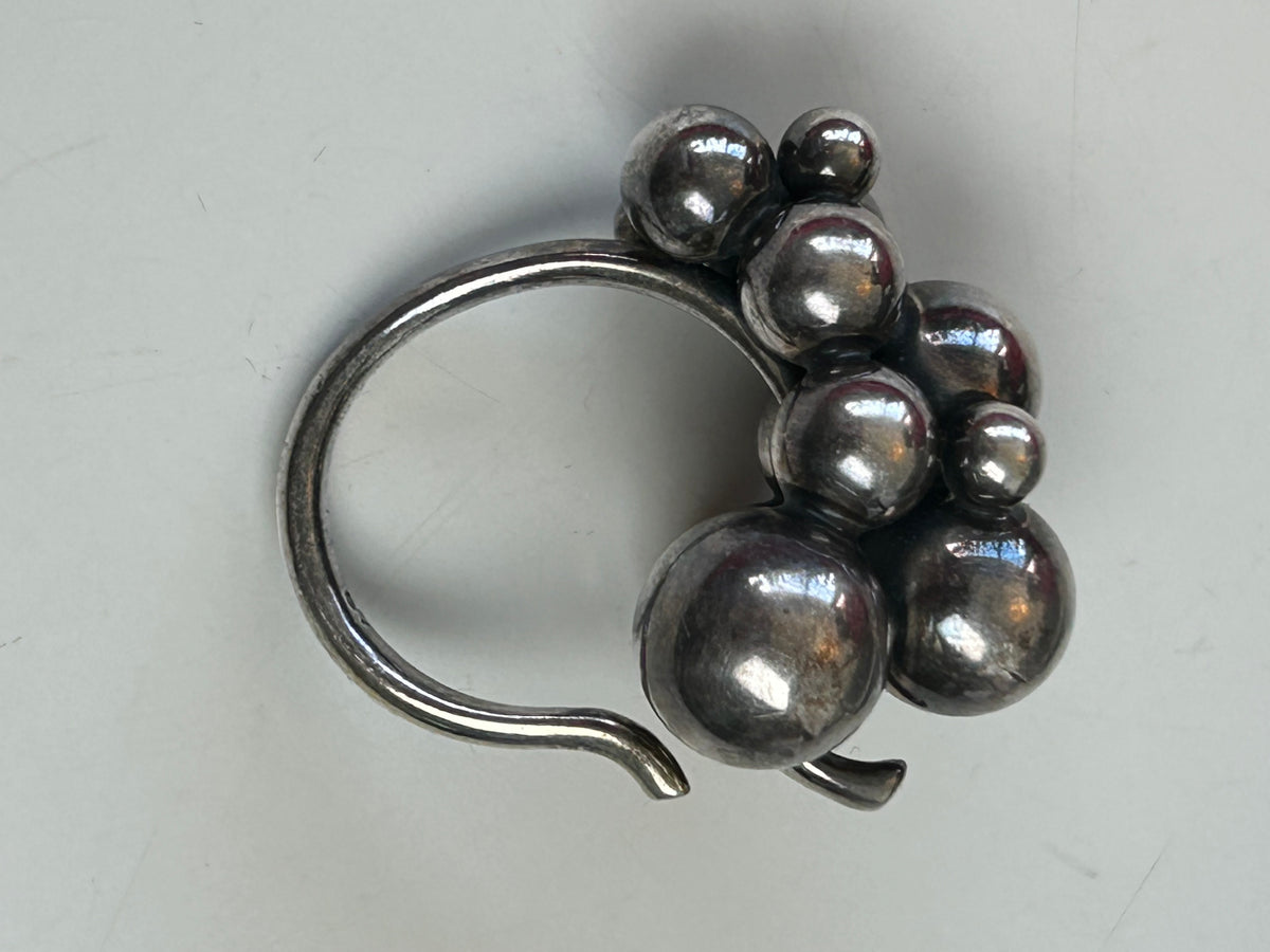 Georg Jensen Moonlight Grapes stor ring – oxideret sterlingsølv – str. 53,5 – original æske