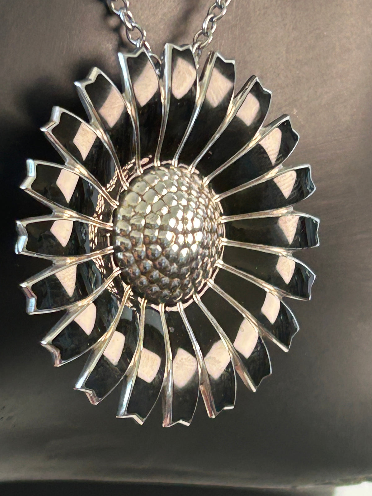 Georg Jensen halskæde med kombineret broche/vedhæng – sterlingsølv