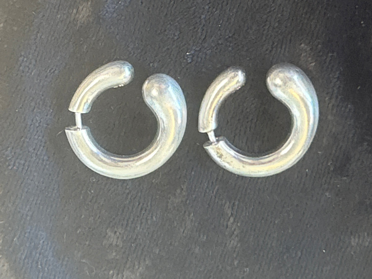 Georg Jensen Mercy hoopøreringe i sterlingsølv – 634D