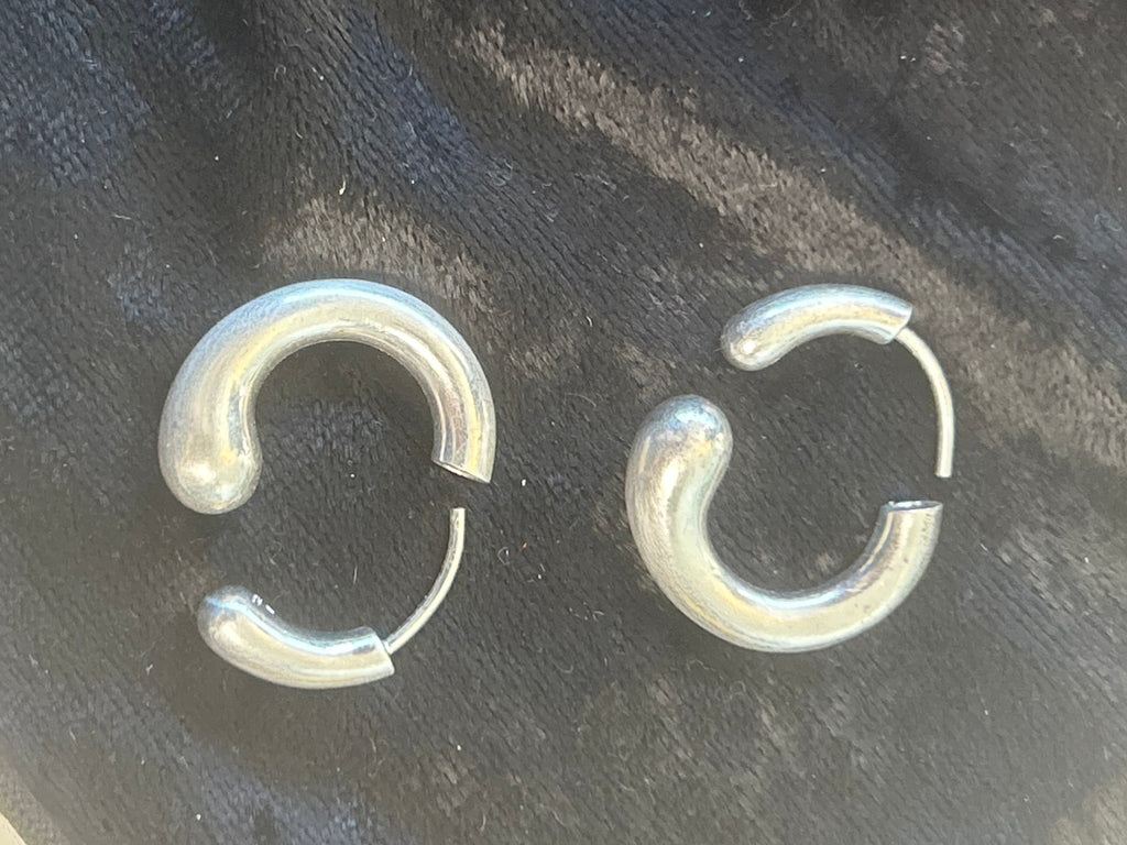 Georg Jensen Mercy hoopøreringe i sterlingsølv – 634D