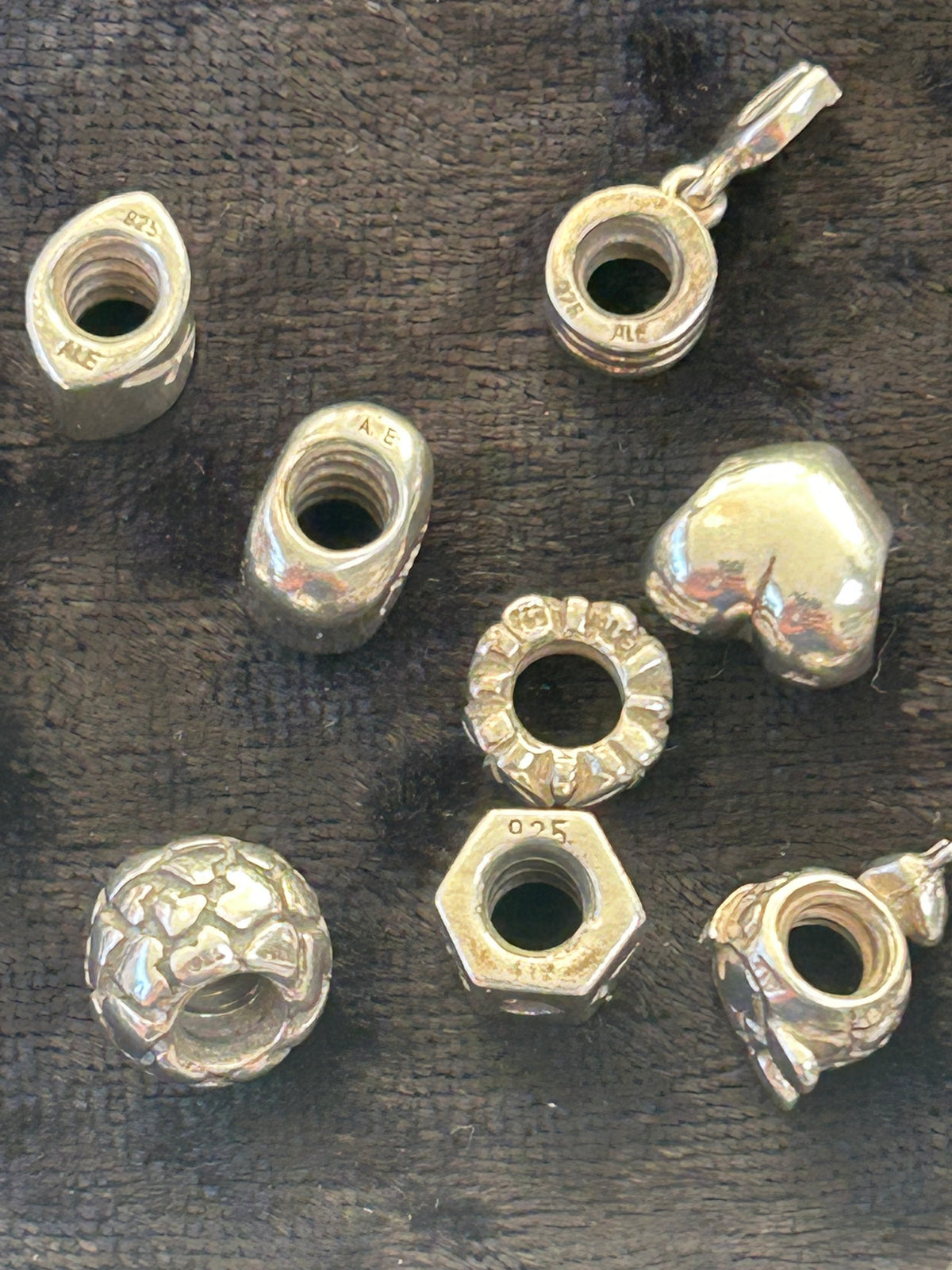 Pandora sølvarmbånd med 10 charms – ALE 925