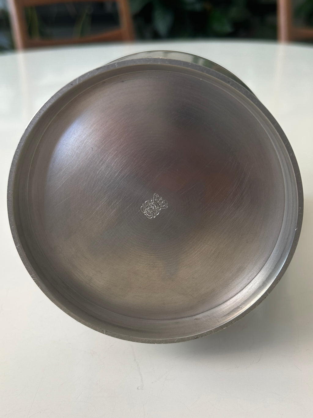 Ældre A.P.G.-stemplet kande i tin/pewter – GEVLOT – 19 cm - billede 12