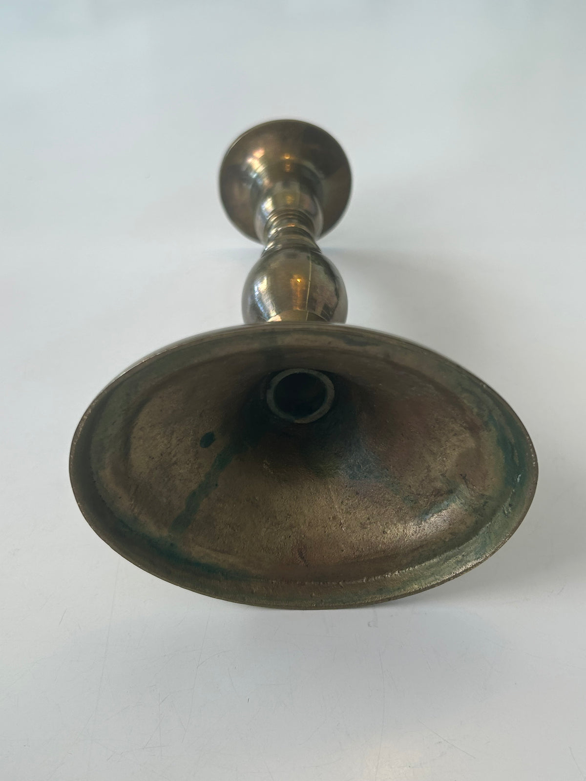 Ældre lysestage i messing – balusterform med rund fod – 18,5 cm - billede 9