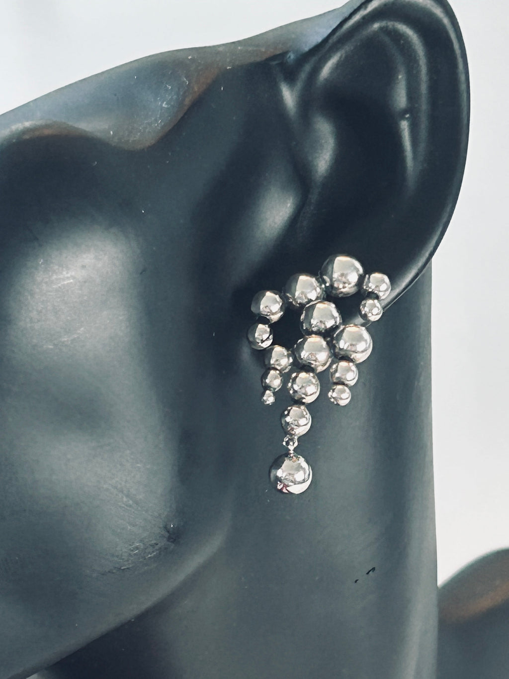 1 stk. Georg Jensen Moonlight Grapes Large Chandelier ørering – sterling sølv – ca. 37 mm